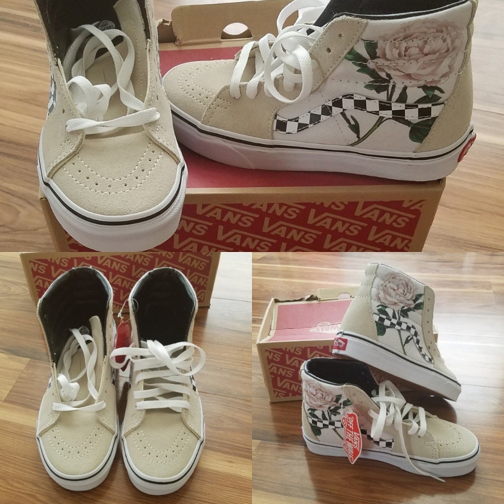 New Vans checker floral sz 5